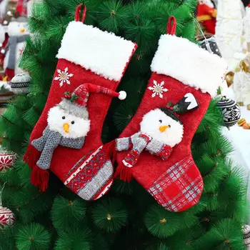 Moderns Ziemassvētki Ganāmpulka Saliktas Tradicionālo Ziemassvētku Ganāmpulka Plīša Pušķis Zeķes Dāvanu Maisiņi